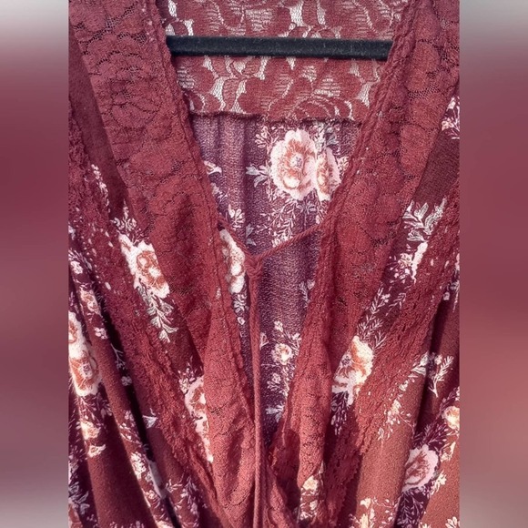 Large ALTARD STATE Flowy Top Blouse Lace Tassels floral Ruffled sleeve flower - Picture 2 of 11